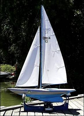 ec12 rc sailboat